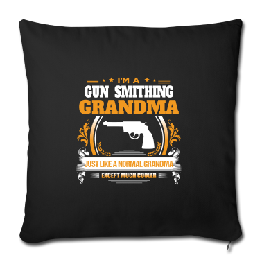 weihnachtsgeschenk oma Kissenbezug - Gun Smithing Oma Shirt Geschenkidee