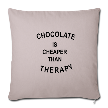 weihnachtsgeschenke für oma und opa Kissenbezug - Chocolate is cheaper than Therapy | T-Shirt