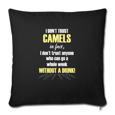 weihnachtsgeschenke für oma und opa Kissenbezug - Don't trust Camels Funny desert animal saying