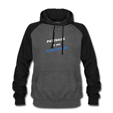 Geschenk Freundin Geburtstag Hoodie - Skaten ist meine Freundin!